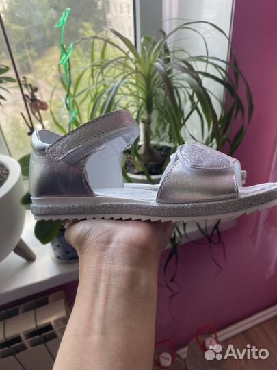 Босоножки кожаные kotofey