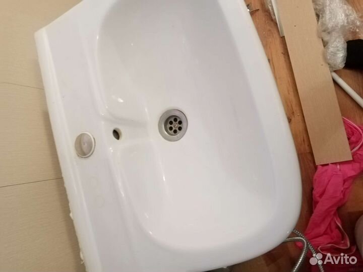 Раковина в ванную с тумбой