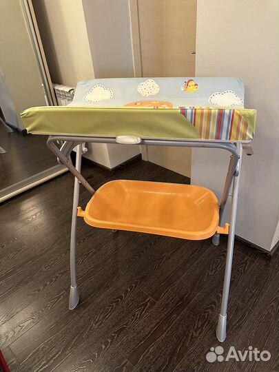 Пеленальный стол с ванночкой для купания Cam