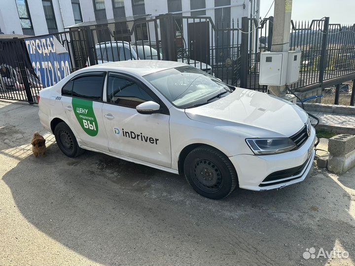 Volkswagen Jetta 1.6 AT, 2015, 285 000 км