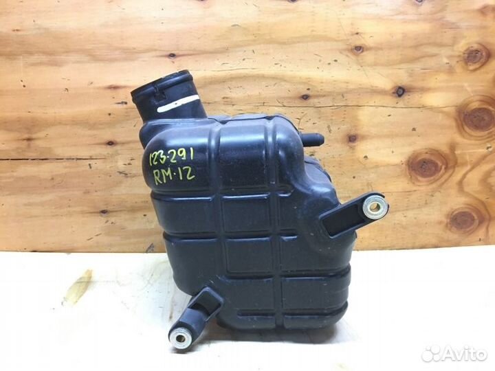 Резонатор воздушного фильтра Nissan Liberty RM12