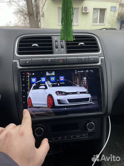 Сенсорная магнитола