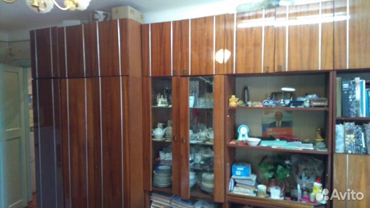 Шкаф с антресолью