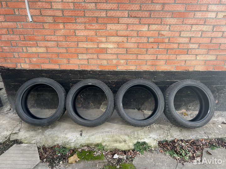 Dunlop Winter Maxx WM01 245/40 R18