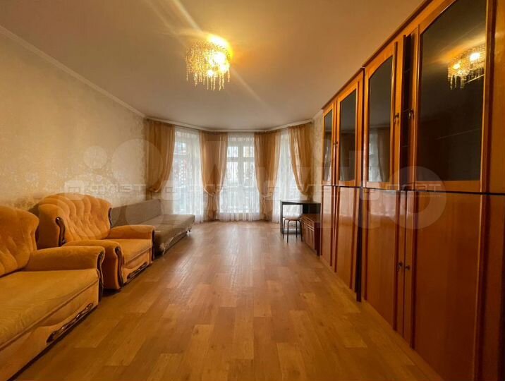 2-к. квартира, 76 м², 6/9 эт.