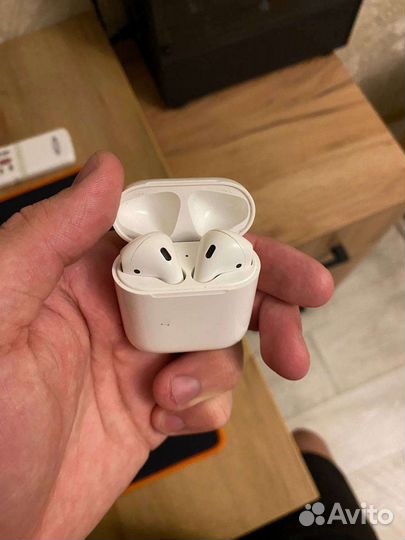Airpods 1