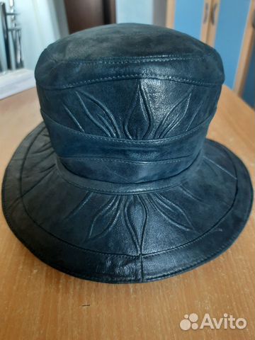 Шляпа женская кожаная