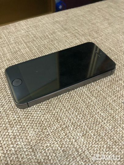 Телефон iPhone 5s