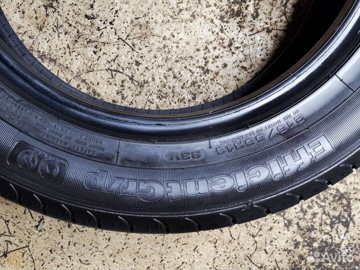 Goodyear EfficientGrip 215/55 R16 93V