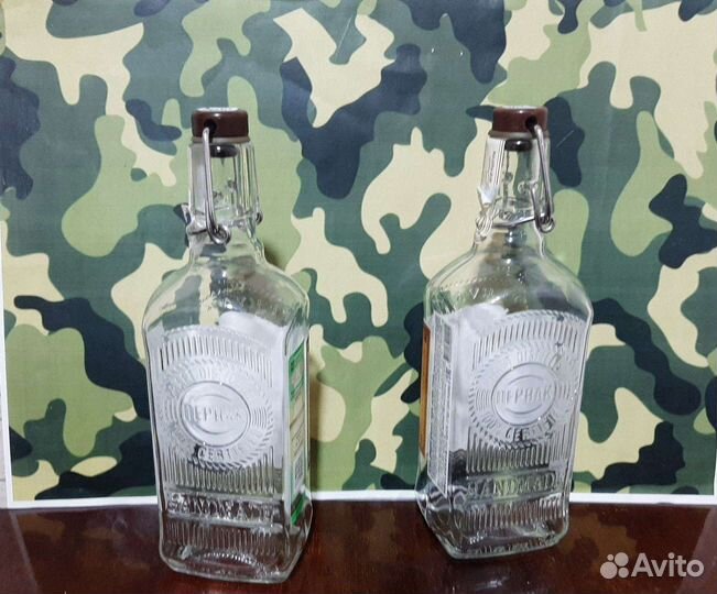 Бутылки с бугельной пробкой и Банки