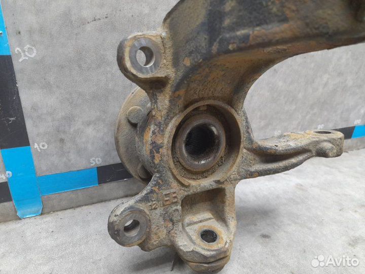 Кулак поворотный передний правый Ford Mondeo 4 2.0