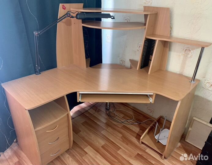 Компьютерный стол бу