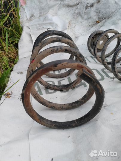 Пружина peugeot 307