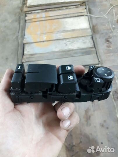 Клавиши стеклоподьемников приора 2