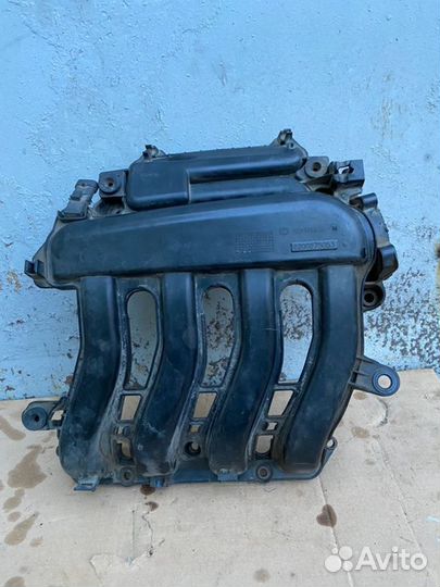 Коллектор впускной Renault Megane 2 седан K4M 2005