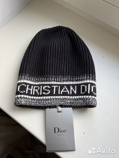 Шапка Christian Dior