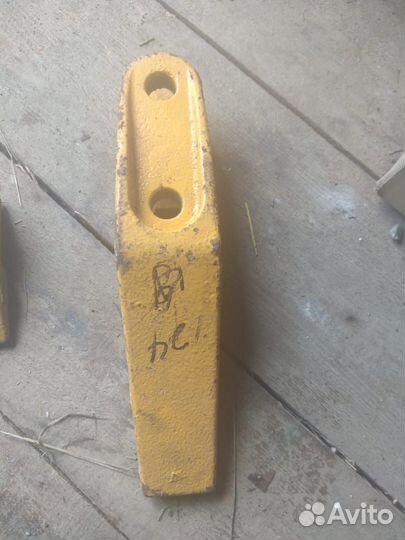 Коронки и зубья на экскаватор погрузчик WZ 30-25