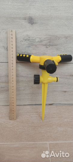 Садовый разбрызгиватель