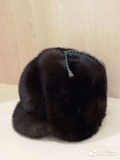 Шапка берет норковый