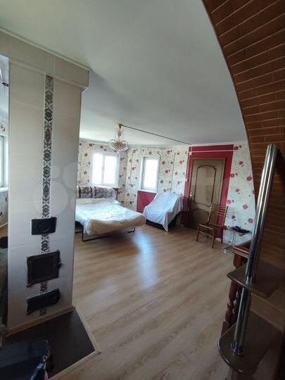 Дом 250 м² на участке 8 сот.