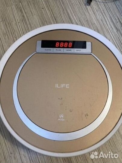 Робот пылесос