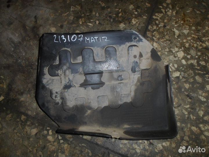 Брызговик двигателя левый (Daewoo Matiz)