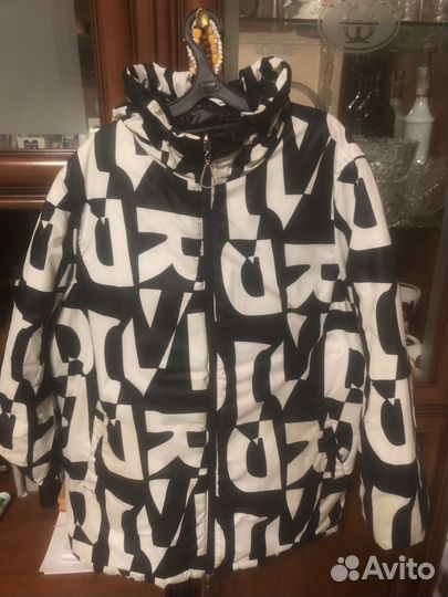 Осенне- весенняя куртка(двухсторонний)