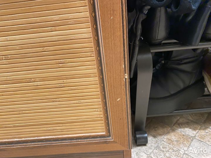 Вешалка с тумбой в прихожую