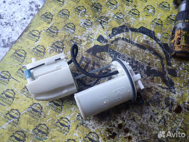 Насос топливный электрический для Toyota RAV 4 15г