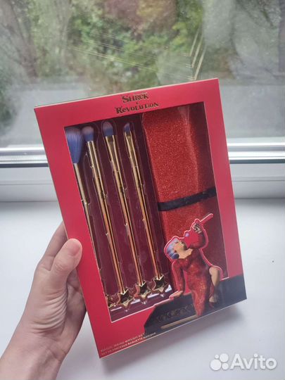 Shrek i heart revolution