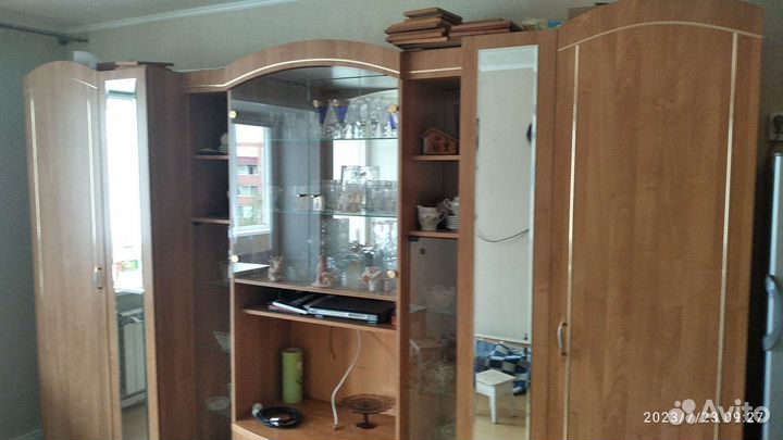 Стенка в гостиную бу