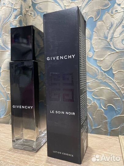 Восстанавливающий лосьон для лица Givenchy