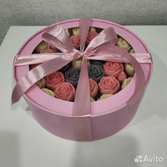 Сладкий букет из шоколада