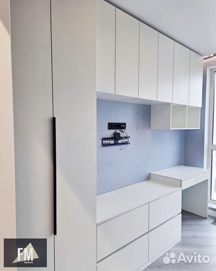 Рабочая зона со шкафом детская на заказ