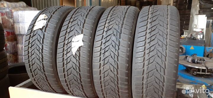 Vredestein Wintrac Xtreme S 225/40 R19