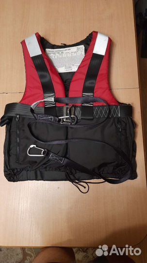 Спасательный жилет бу