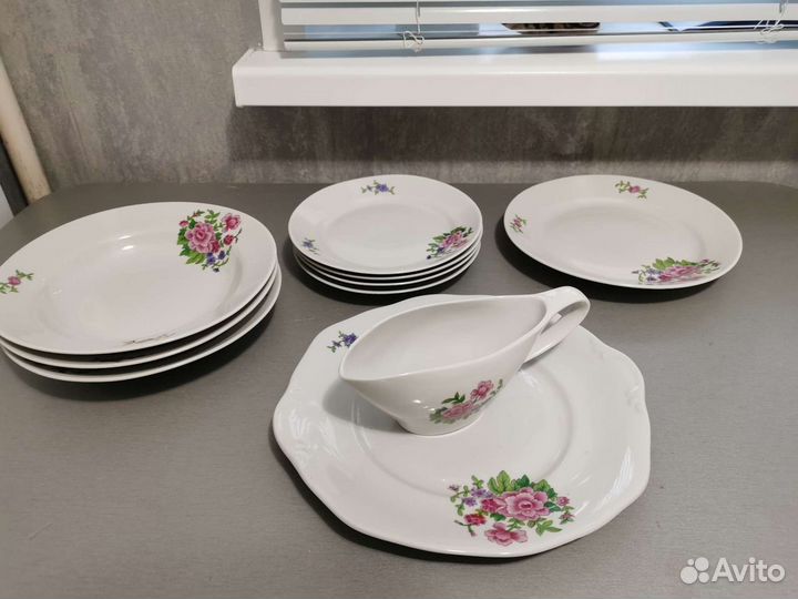 Набор столовой посуды