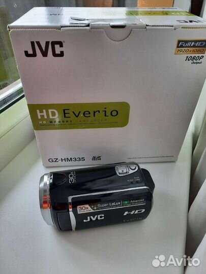 Видеокамера цифровая JVC Everio