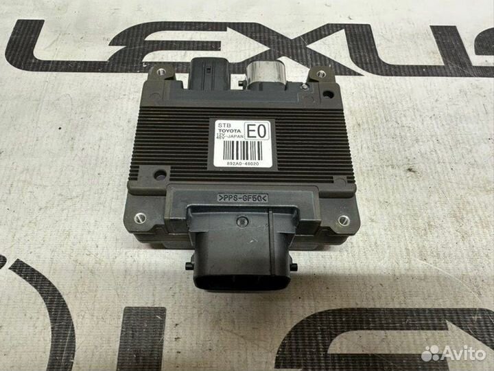 Блок управления стабилизатором Lexus Rx450H