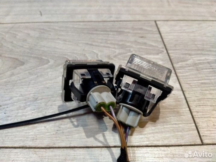 Подсветка заднего номера Mercedes-Benz 212.054 E