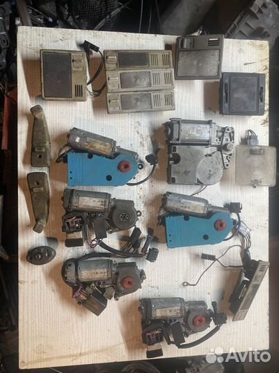 Моторчик люка Volkswagen Audi 100 c3 c4 Golf MK3