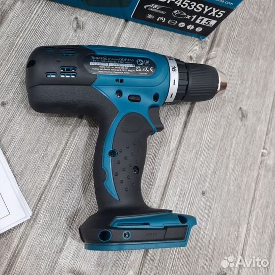 Makita DDF453 шуруповерт