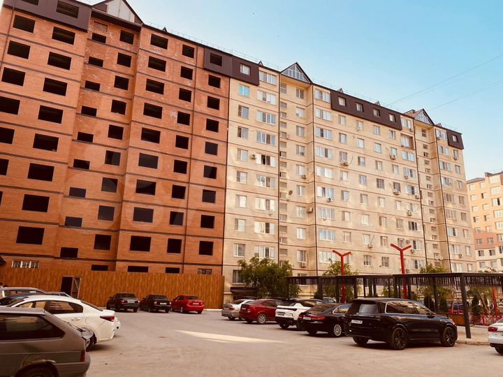 2-к. квартира, 71,5 м², 8/10 эт.