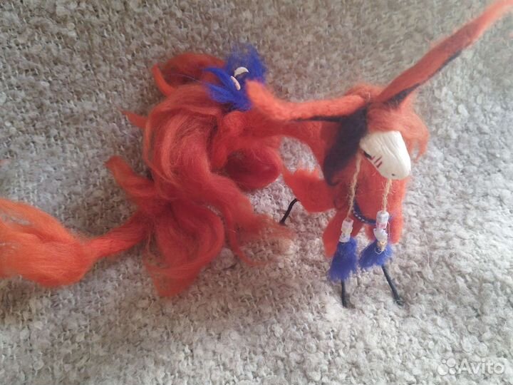 Игрушка из шерсти