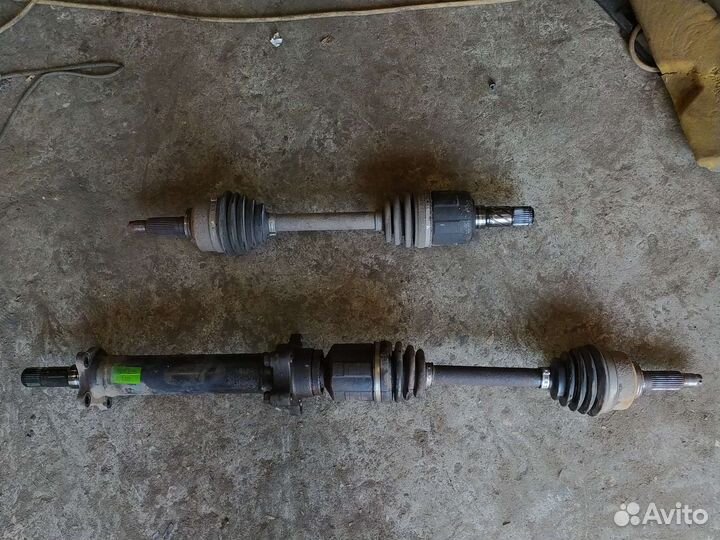 Передний привод KIA sorento 2005г. 2.5 aт дизель