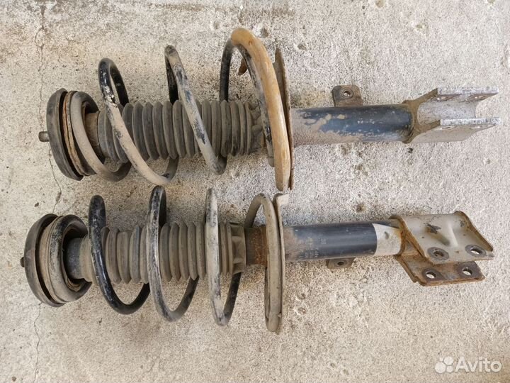 Амортизаторы Citroen C4