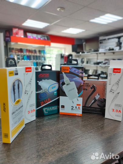 Аксессуары и зарядные устройства для сотовых(к204)