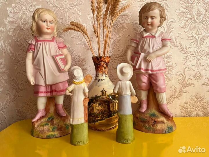Фарфоровые парные статуэтки (Germany)