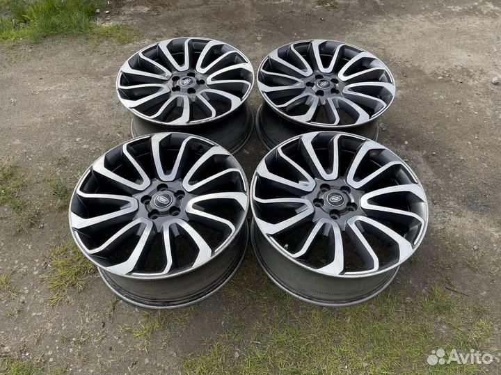 Оригинальный комплект дисков r22 на Range Rover