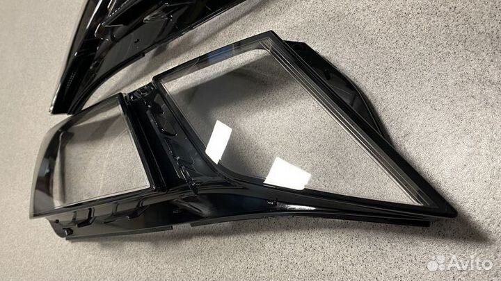 Стекло фары левое правое skoda octavia A7 FL